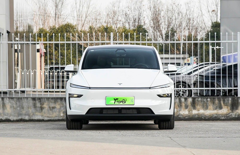 imgi_3_1_3(71) Tesla Model Y 2026 – Ready for Export From China | Chinese Vehicle Import Qatar - Image 1