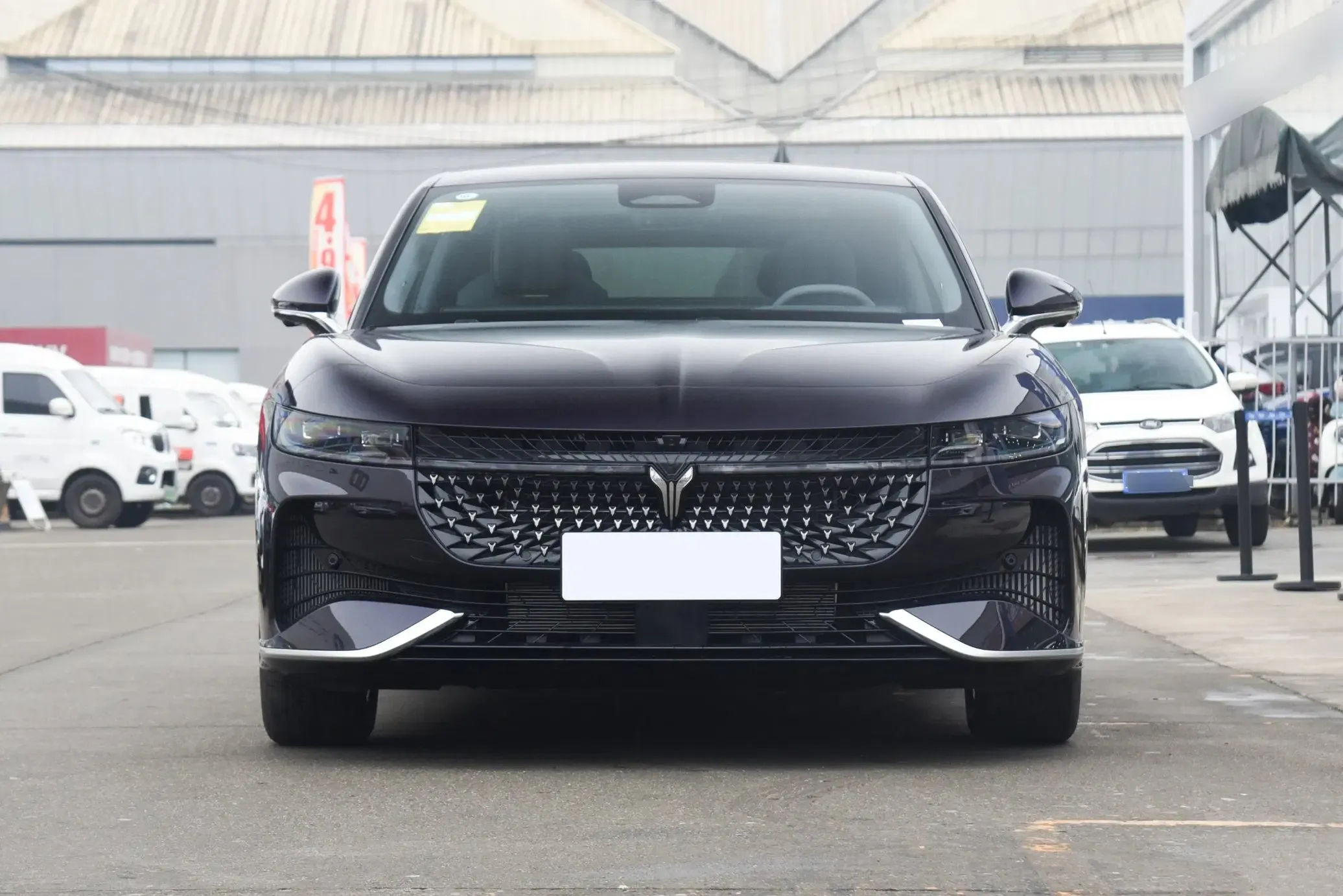 imgi_88_Elevate-Your-Drive-with-Voyah-Passion-Phev-New-Car Voyah Passion Phev New Car – In Stock in China | Chinese EV Qatar - Image 1